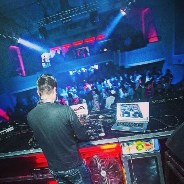 DJ EXOTIC performing Salsa music in Zurich