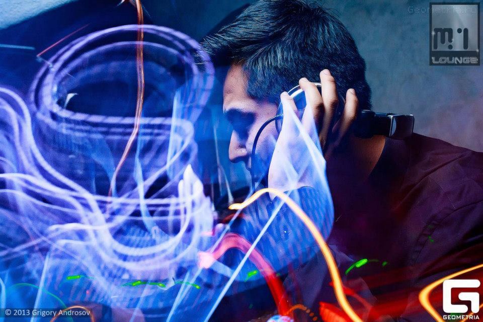 DJ EXOTIC performing Bachata music in Zurich